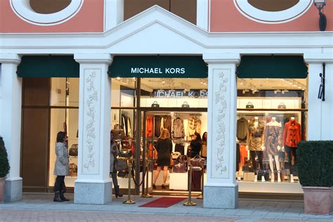 reggia outlet michael kors|La Reggia Designer Outlet .